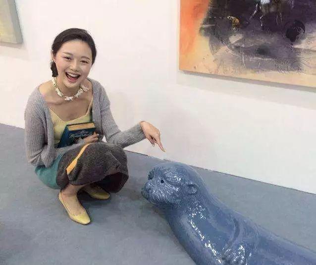 顶级豪华品牌请网红晚晚代言引群嘲我以后不会买劳斯莱斯了