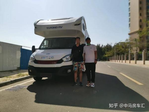 宇通凯伦宾威c型房车远嫁,中马房车汇千里送车上门!