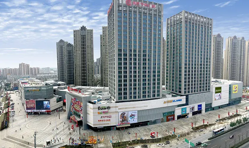 永辉超市:禹洲中央广场是肥东区第一家大型商业综合体,开业初期人气很