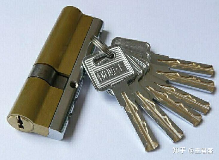 这个是c级锁的钥匙吗4两三都有