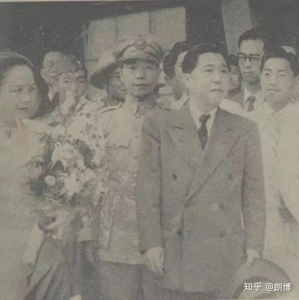 1947年,魏道明郑毓秀上任台湾