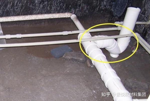 深水封地漏里的存水和水平管道上存水弯里的存水哪个里面的存水更容易
