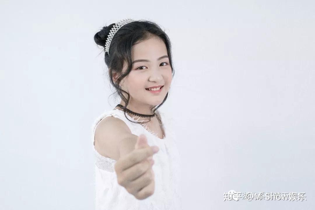 快乐时光记领衔主演张雅茜
