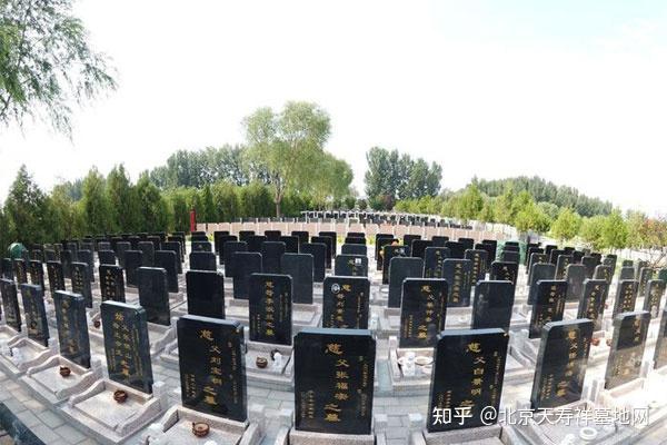 北京市通州区德芳潭陵园于2007年10月竣工开盘,占地面积约3.