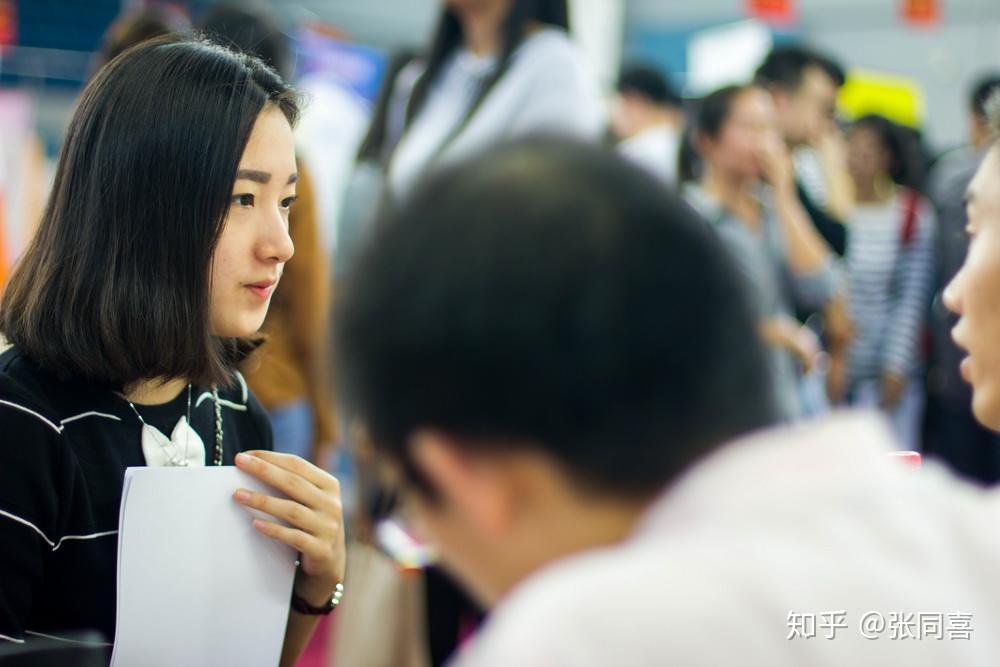 下面是我们空蝉艺考为各位考生搜集的2018年浙江传媒学院艺考初试文化