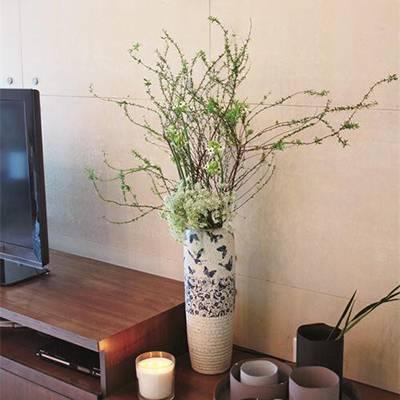 本周礼品花/高贵系列主花:雪柳 适合大型花瓶插花  本周教程:大型瓶花