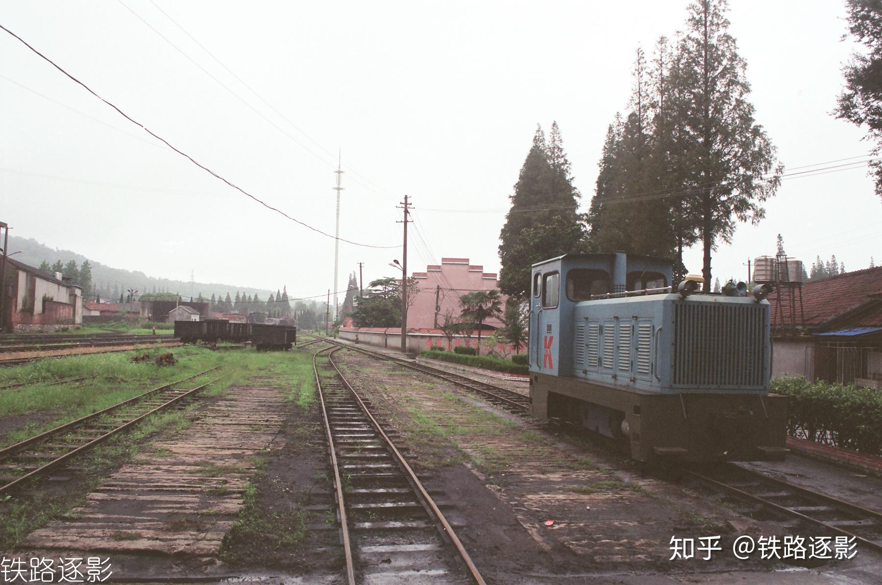 南京三条窄轨之一卸甲甸冶山窄轨铁道