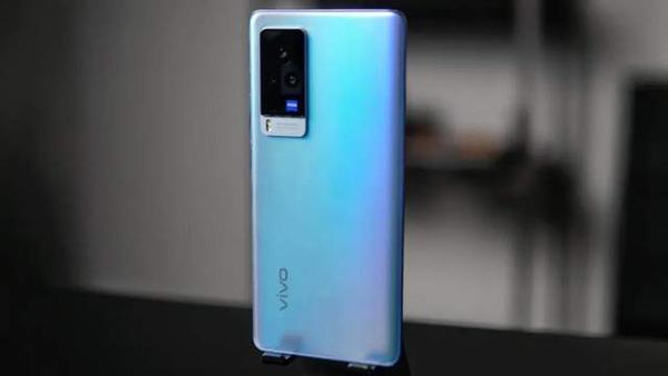 vivox60曲面屏版参数,vivox60详细配置参数 vivox60pro用强大的相机治好了我的拍照手抖症
