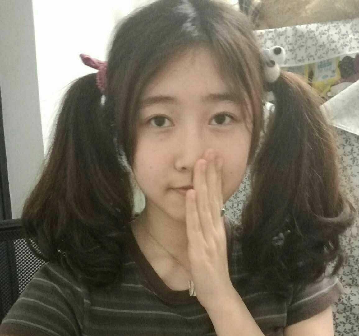 在表情扎双马尾是样的v表情?战友情动态大学图图片