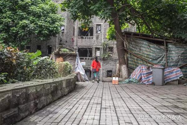 观音桥不只有"富人区"还有一个"平民窟"