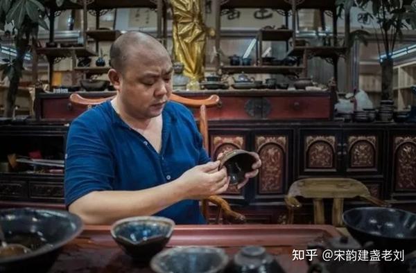 建盏匠人谢松青:顺其自然,融入天空,新盏老盏,雅俗共赏!