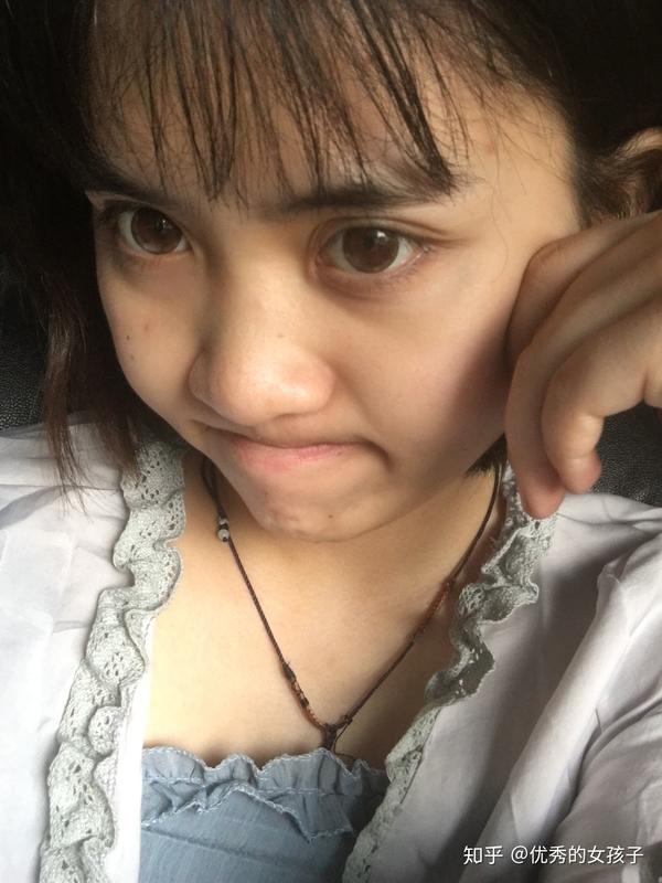 有哪些大鼻子的美女?