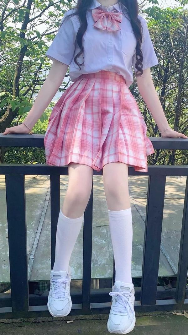 壁纸全面屏小姐姐