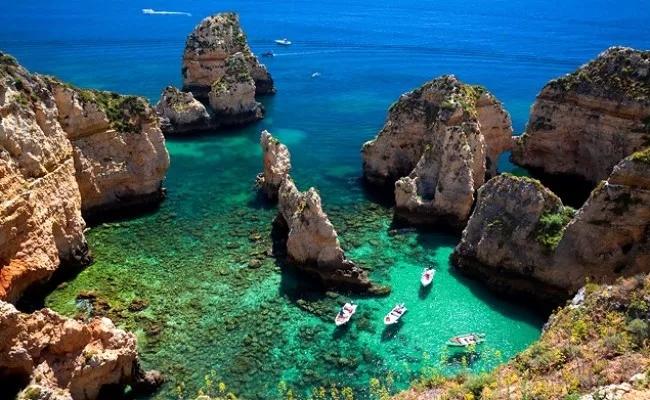 金色海浪下的诗和远方葡萄牙拉各斯lagos游艇度假