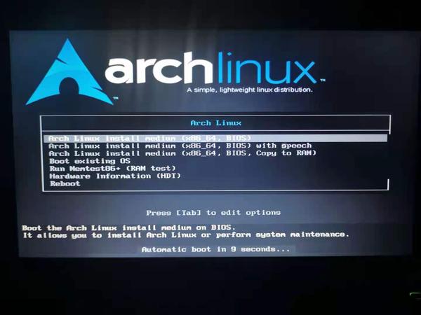 Arch Linux中怎么更新系统和软件包