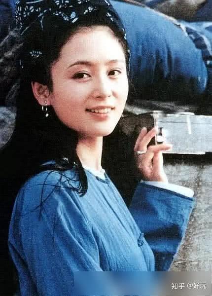 陈红美到窒息的一些照片 在那个没有精致妆容和整容的时代,陈红应该算