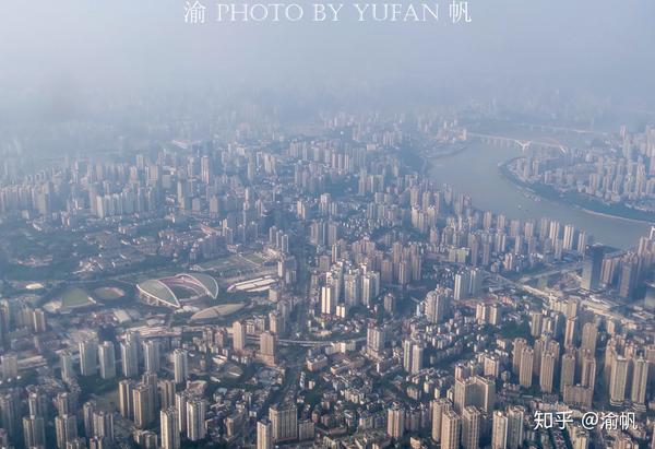 前不久在飞机上航拍的重庆你看得出这些地方分别是哪里吗