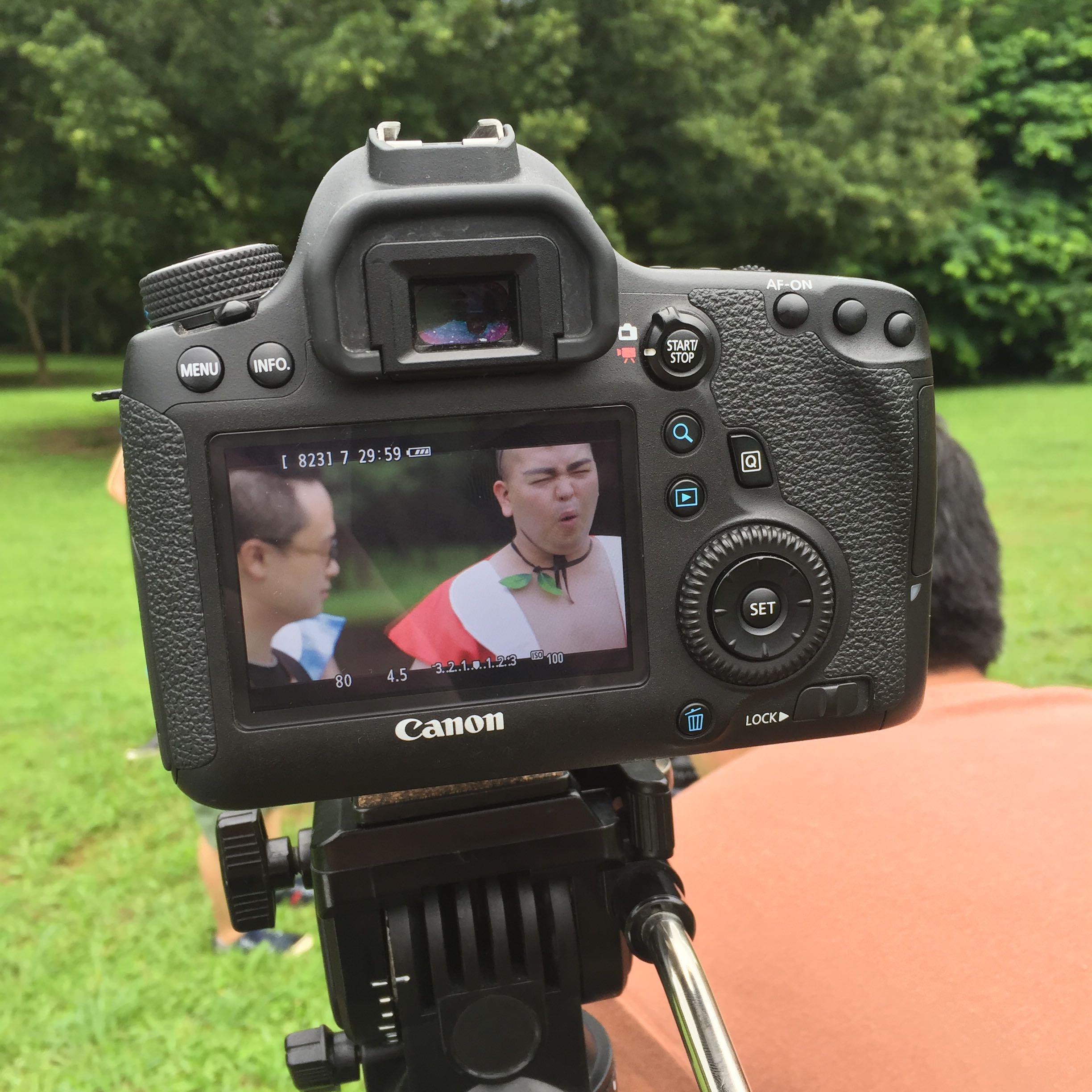 像《万万没想到》《报告老板》《暴走大事件》