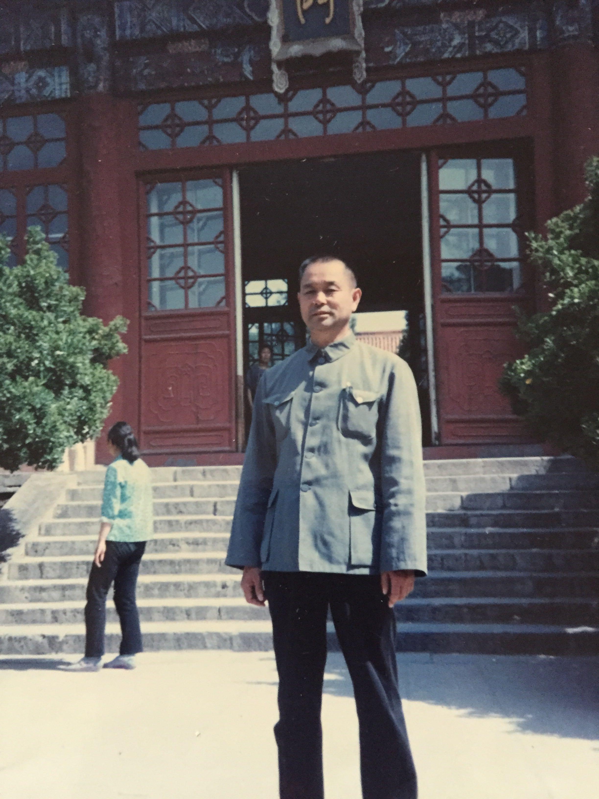 爷爷奶奶辈的人长的好看是什么样的? - LordX