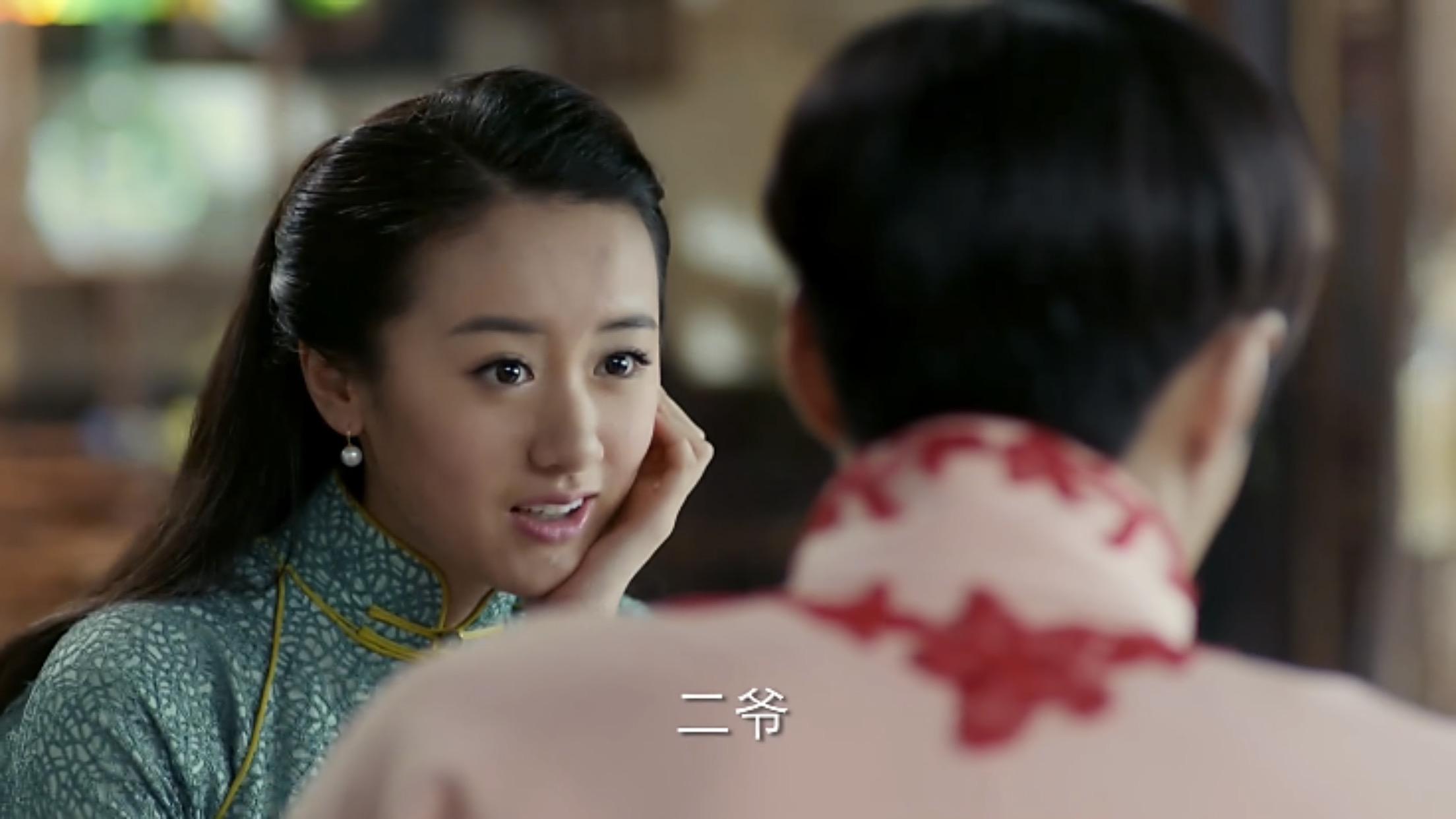 看老九门的二月红和丫头我尴尬癌都出来了两人完全没有夫妻情深的感觉