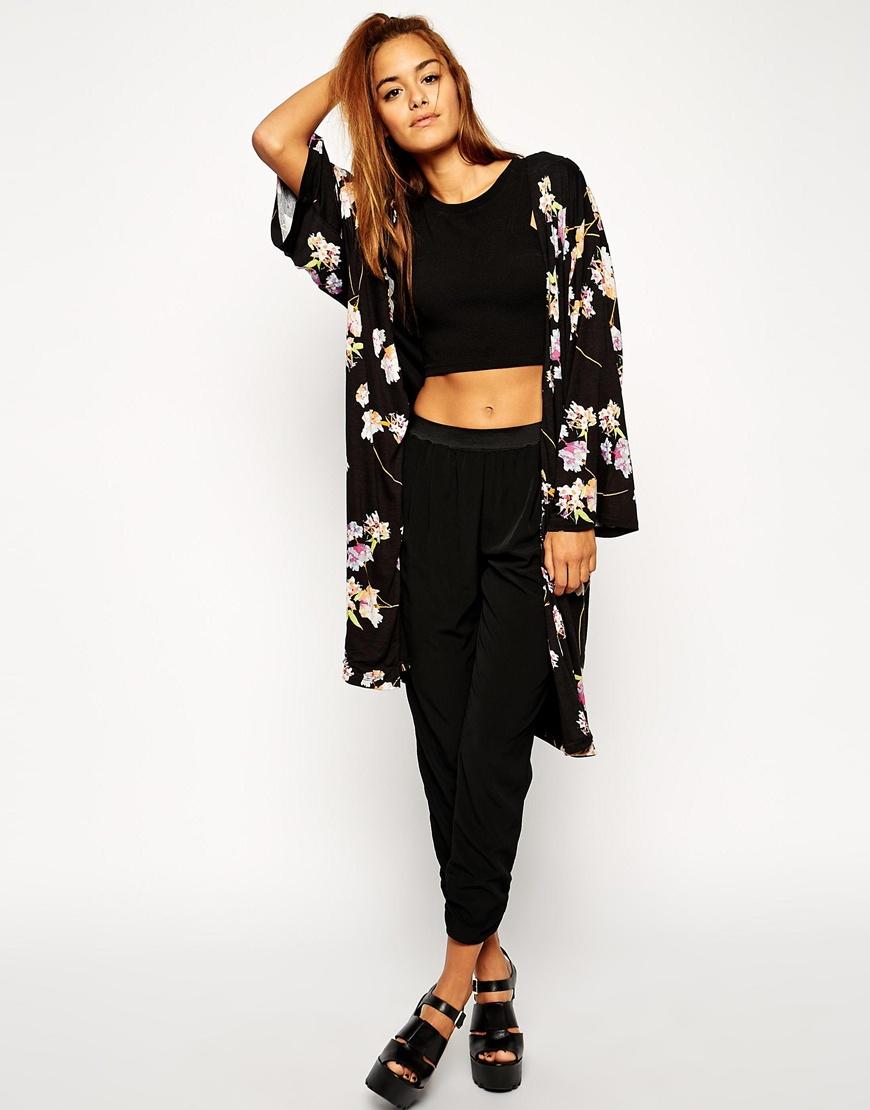 <em>肩宽</em>的<em>女生</em>穿哪种<em>针织</em>衫显瘦? - 服饰搭配 - 知