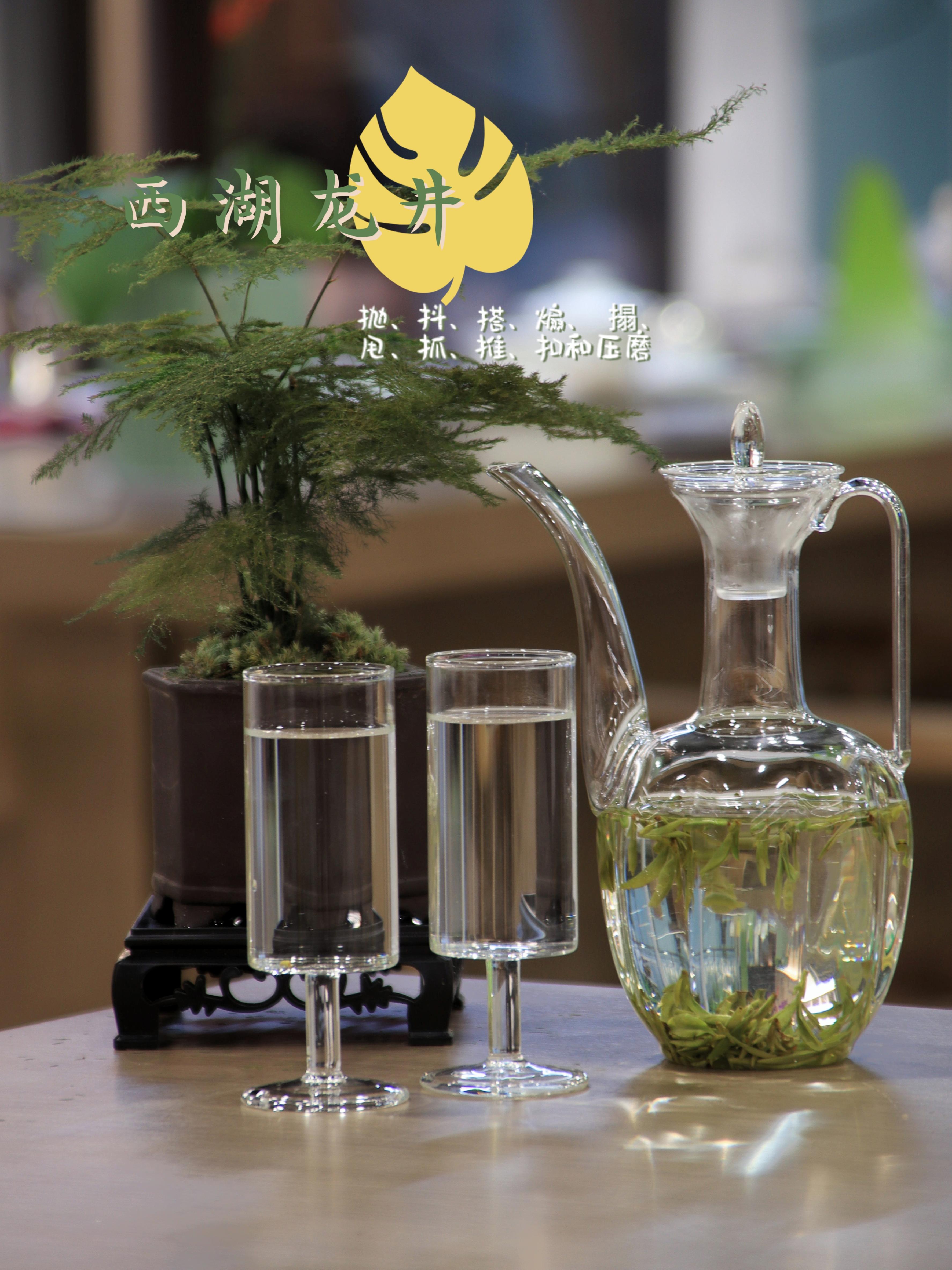 宛菻 喜欢山川河流,阅读,绘画,电影 饮酌|院外风荷西子笑,明前龙井