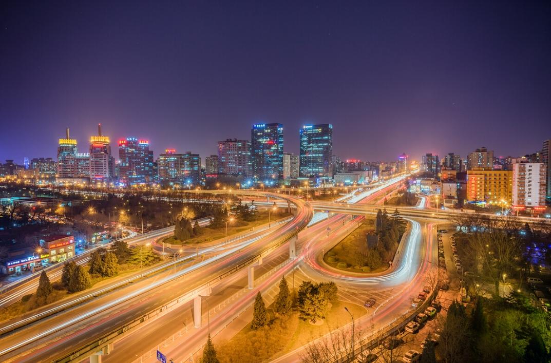 北京两套房一套南四环银地的顶层复式118平一套南三环洋桥五层60平都