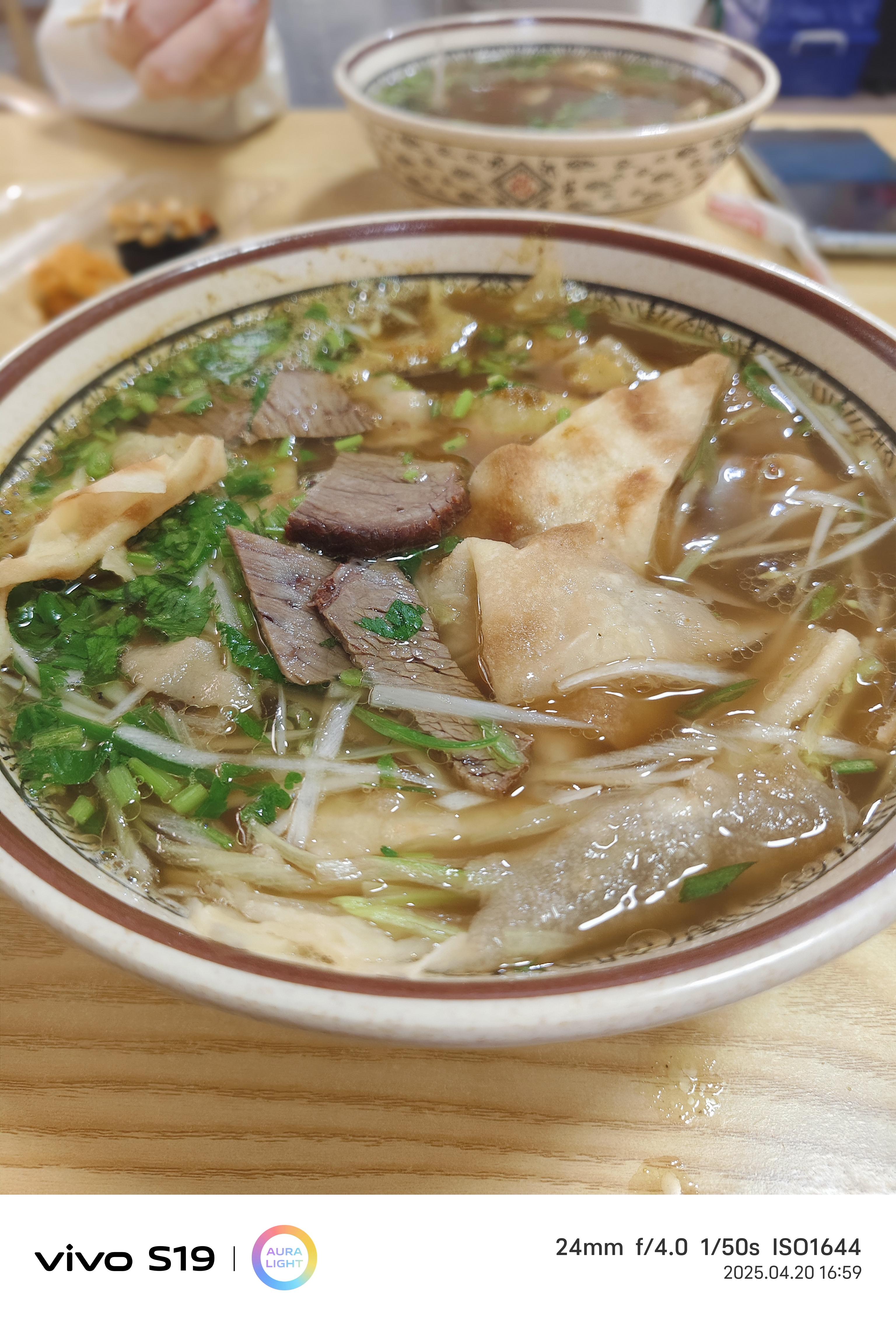 小景要幸福 的想法: 石家庄一家藏在路边的宝藏小店