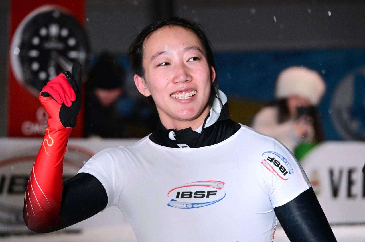 中国队创造历史在德国温特贝格举办的钢架雪车世界杯比赛中赵丹和林