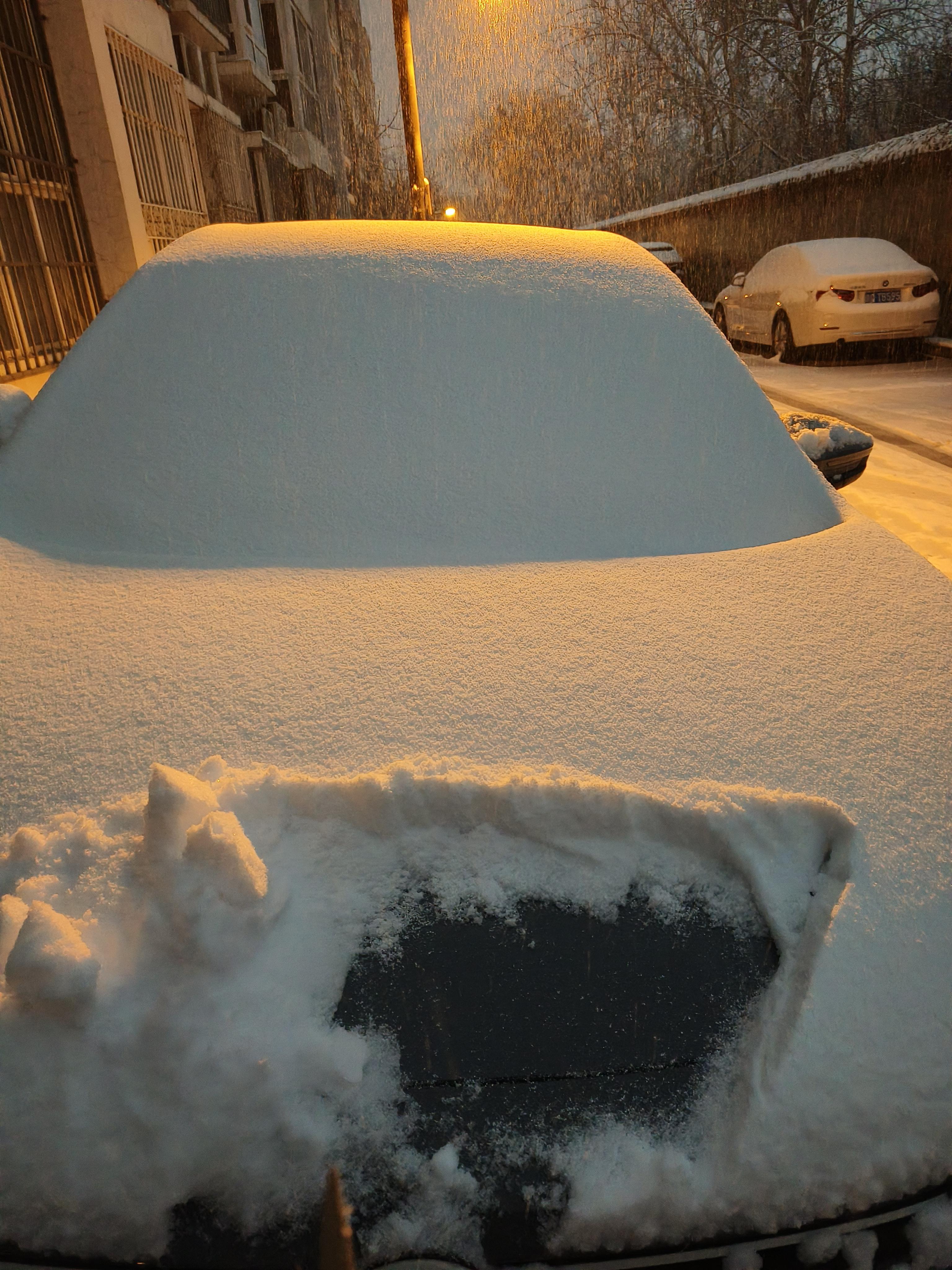 大雪实景图图片