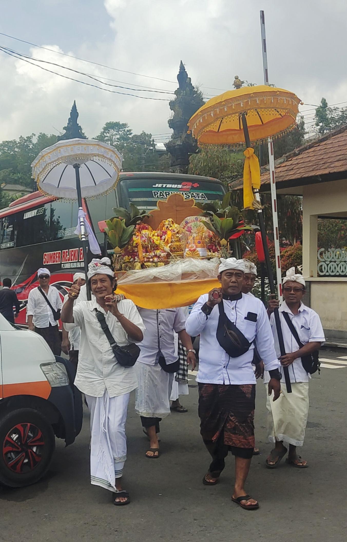 阿清 的想法: 印度尼西亚之旅 | 百度库,印度神的节日 br>67 百度库