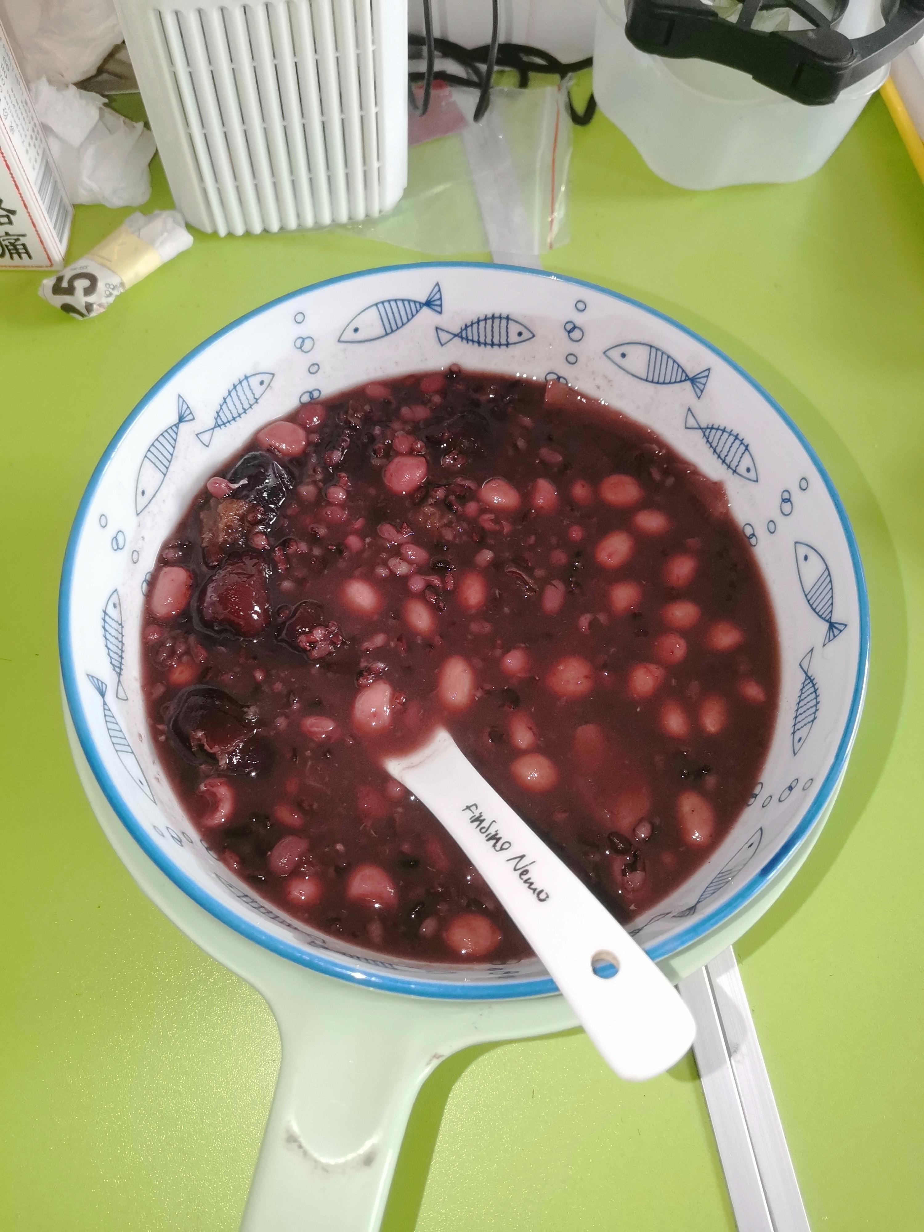 活好当下 的想法: 血糯米 红豆红枣粥 真正中意吃 现决定每隔两天煲