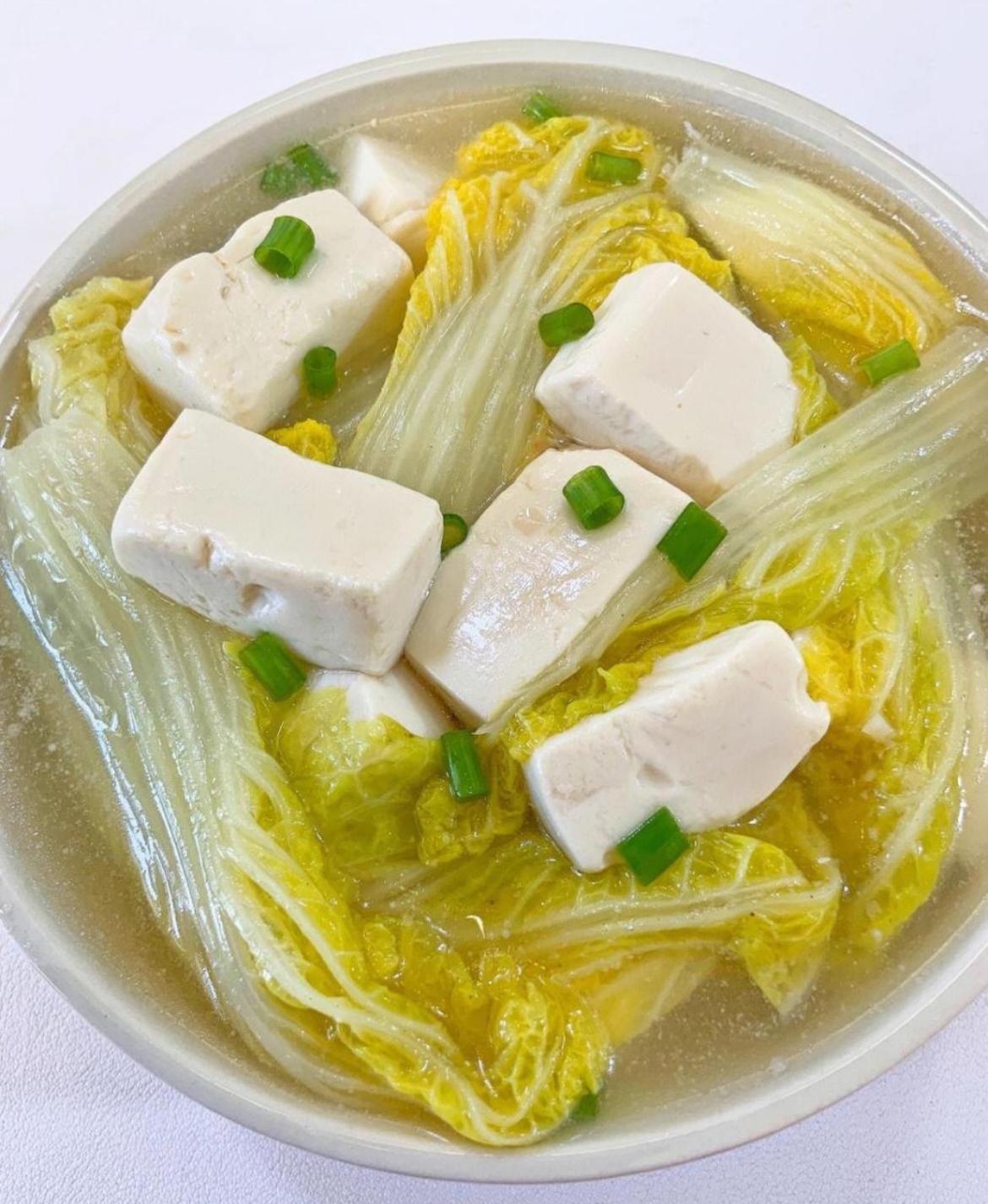坦然微笑 的想法: 白菜豆腐汤的健康做法