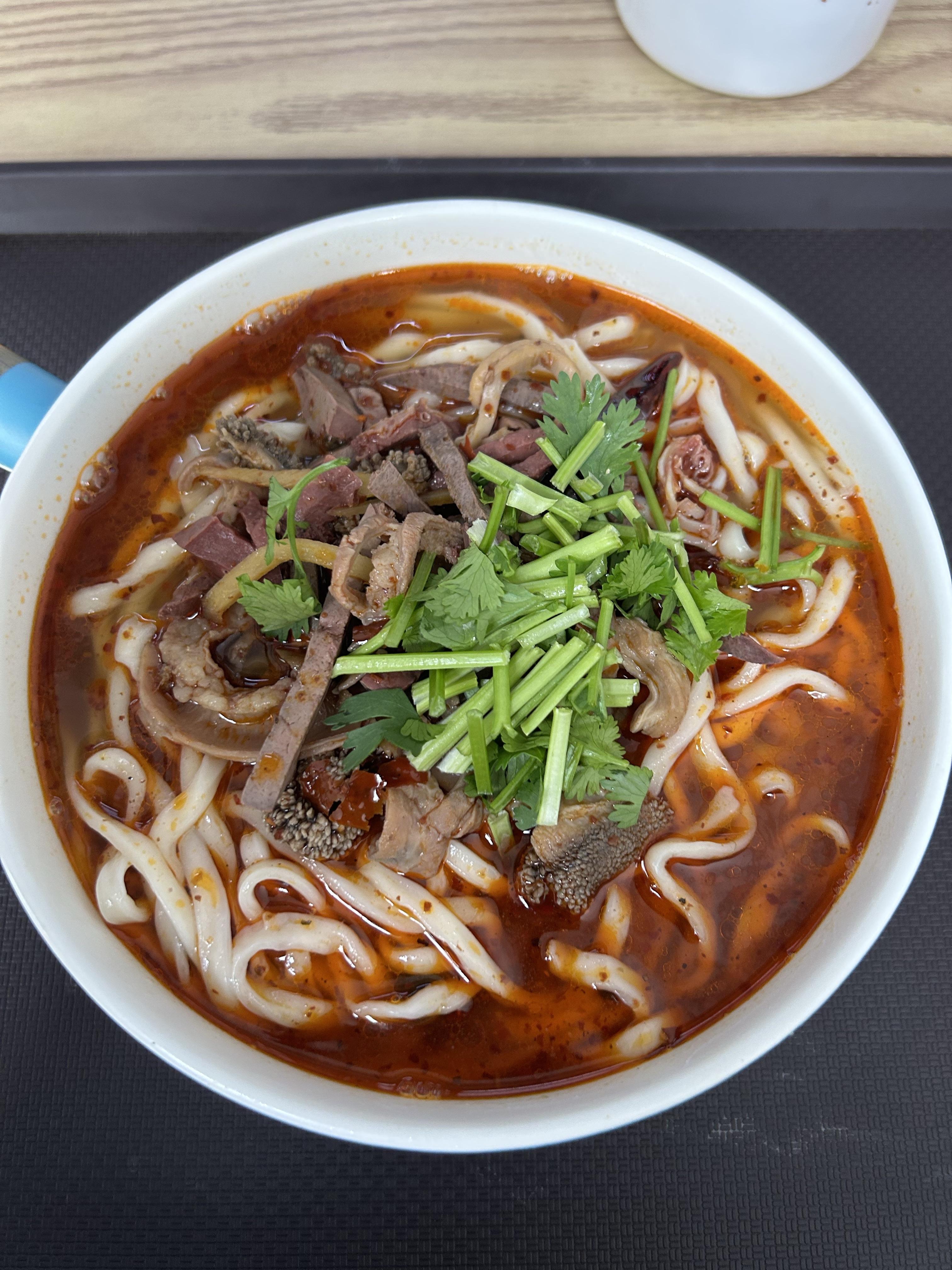 terrance 的想法: 午餐-香辣羊杂面