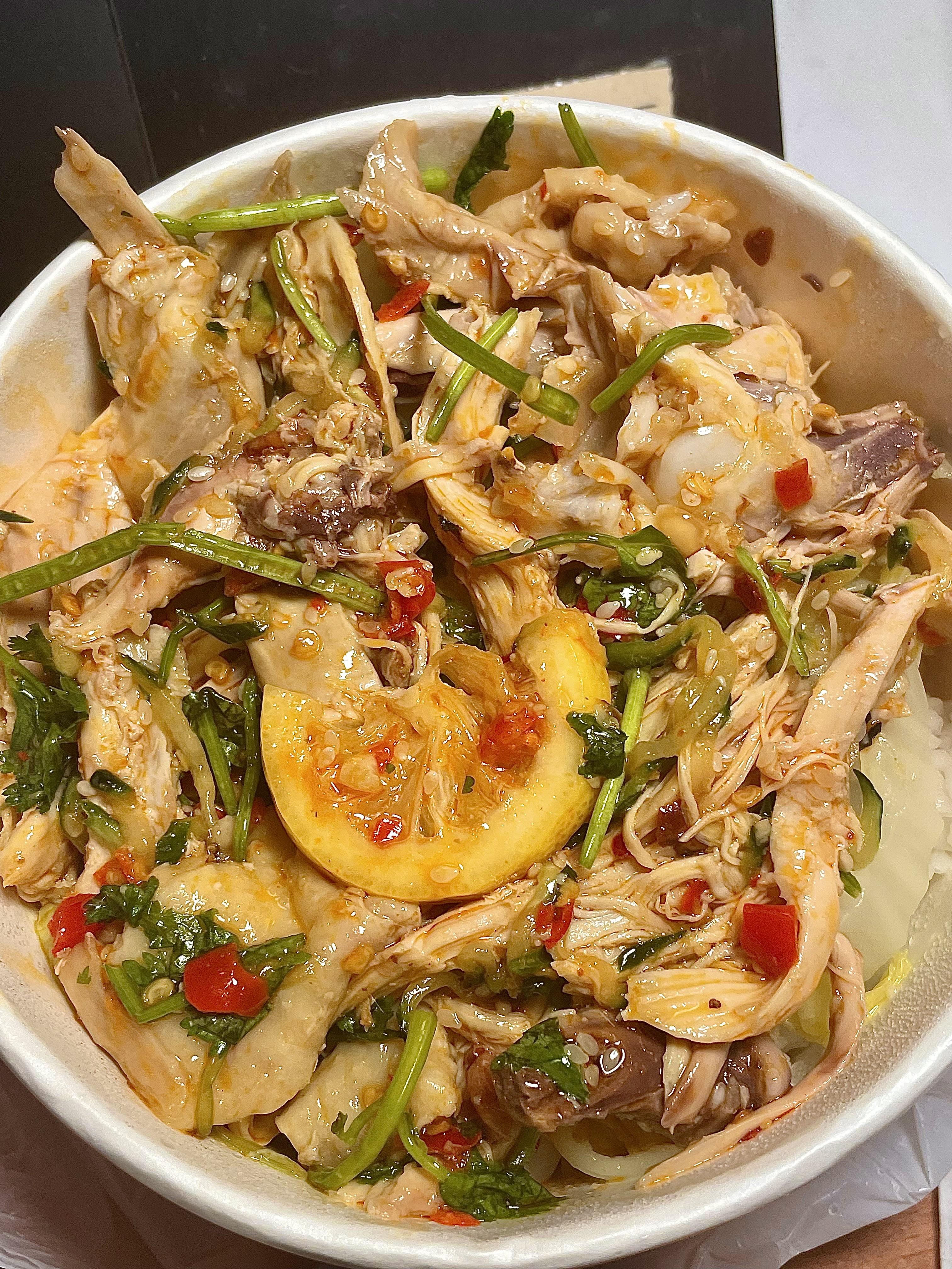 三猫sammizz 的想法: 华农外卖14 | 柠檬手撕鸡饭(剁椒版 | 93谢谢