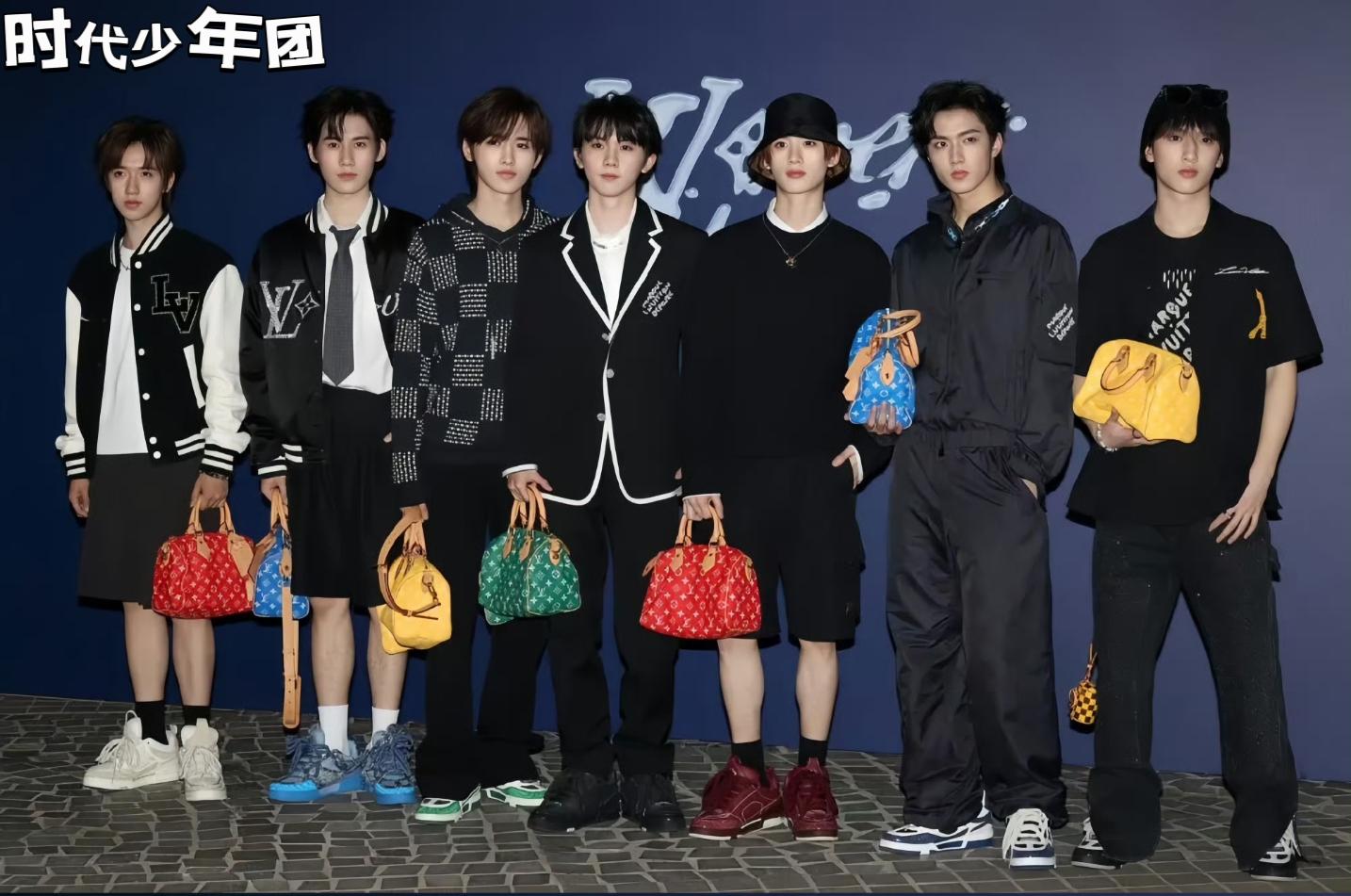 双裙的朱一龙和宋仲基和低胸出镜的白敬亭等等当然颜值都还是很抗造的