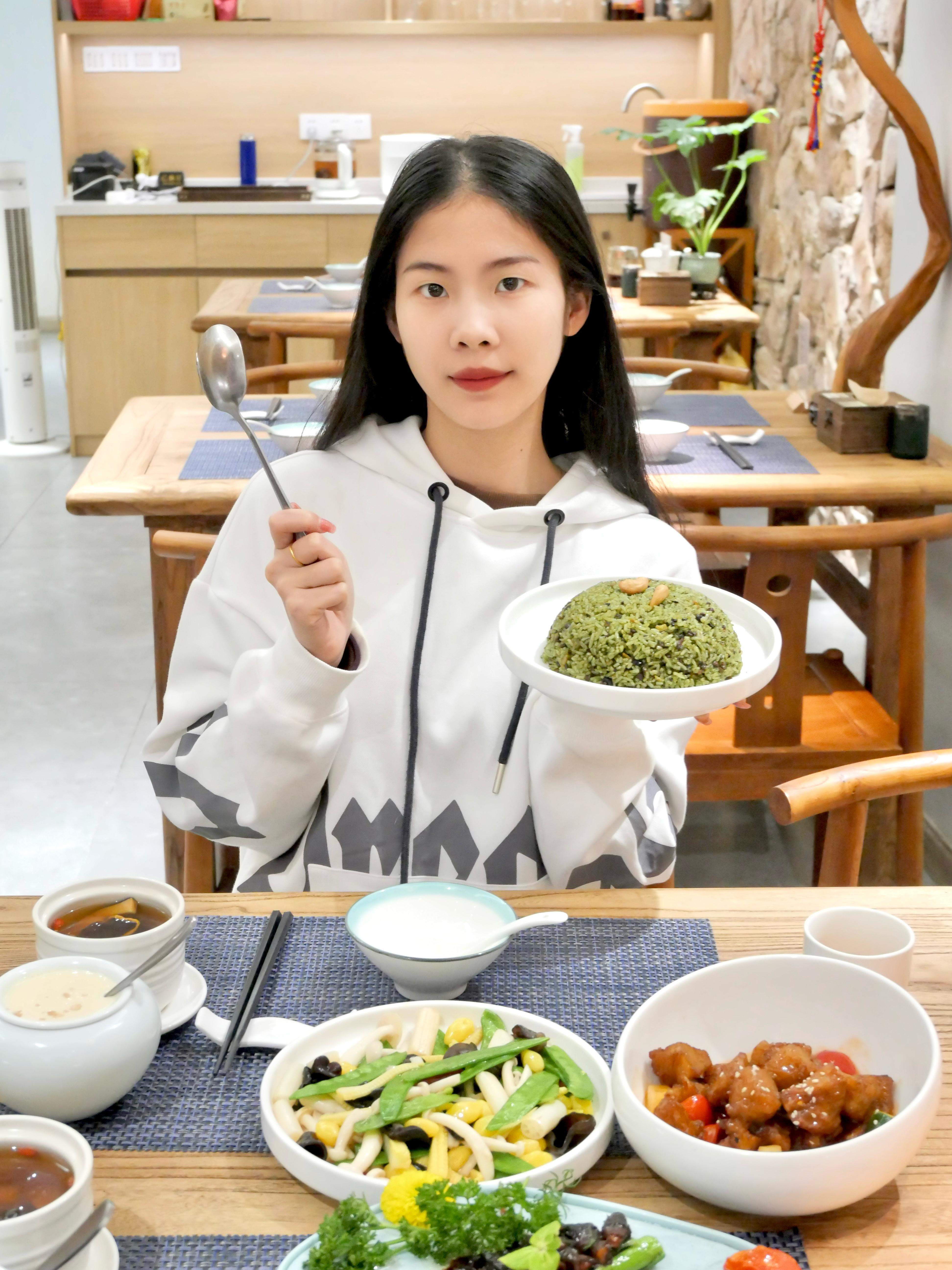 食之以素静之以心小巷子里的米其林餐厅现在素食者