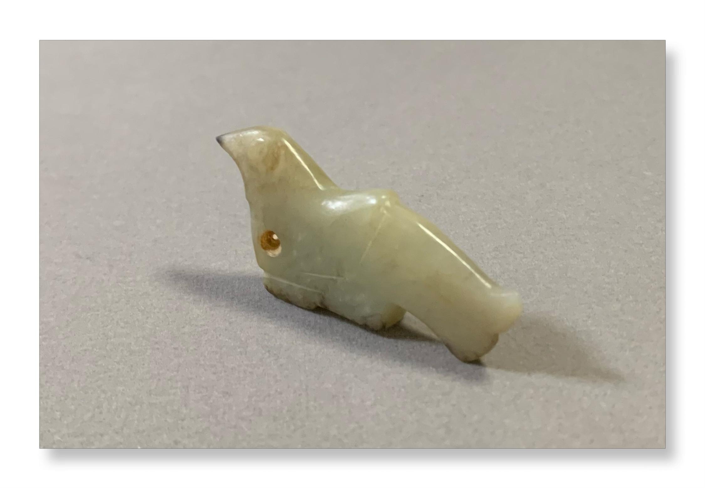 古玉会友 的想法: 古玉佩 | 商代玄鸟 br>古物特有的韵味 br>  a