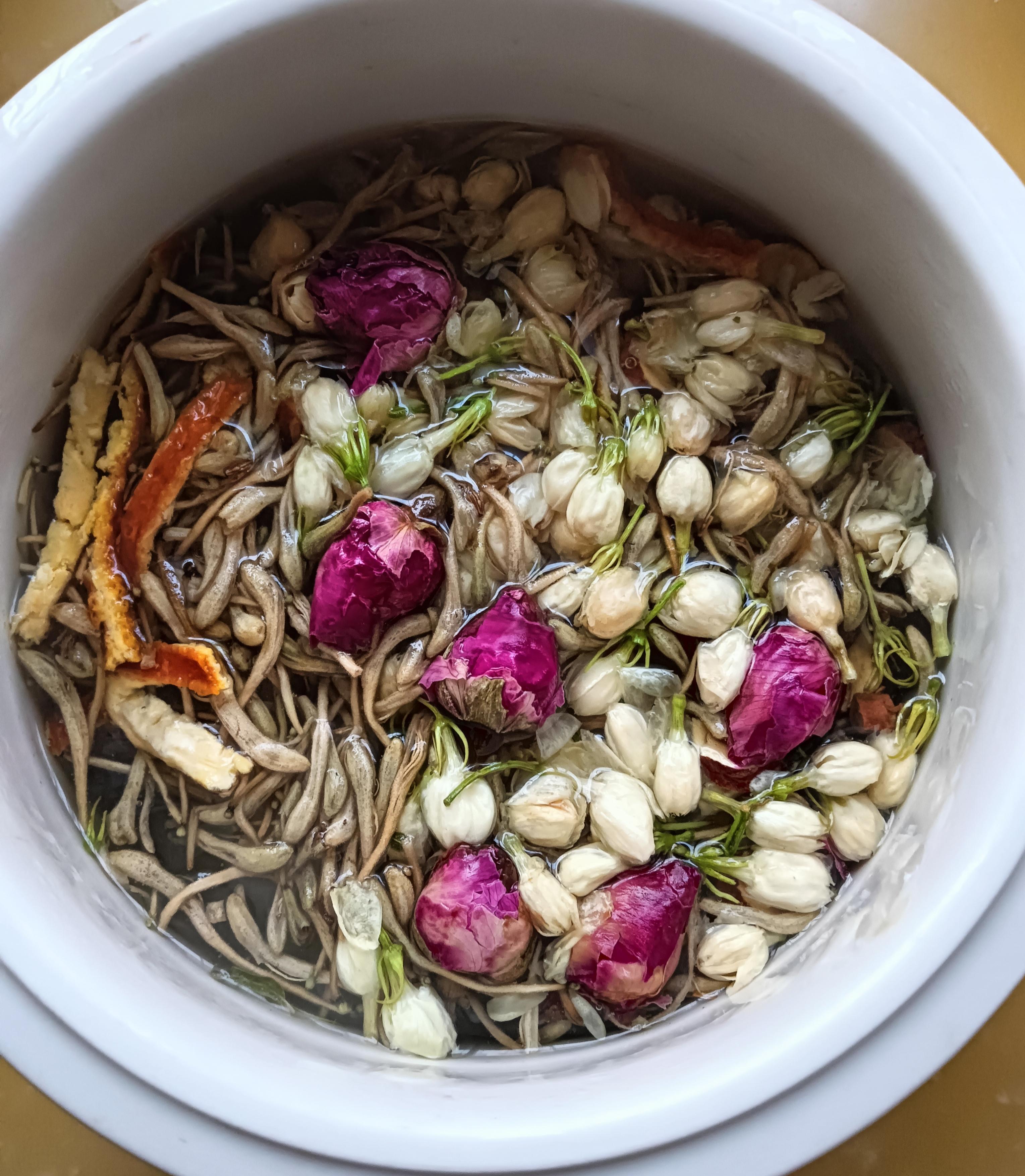 萌面姐姐 的想法: 成人痘,宫寒痛经,肝火大,清囗臭的茶方 | 预防成人