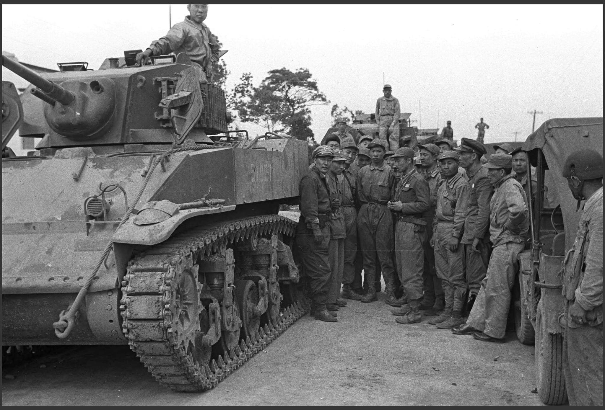 costantino 的想法: 一点解放战争末期国民党装甲部队的照片