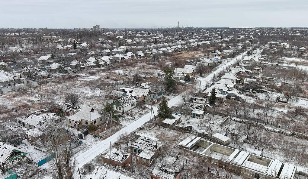 据塔斯社2月22日报道,俄罗斯国防部表示,乌克兰士兵已将阿夫杰