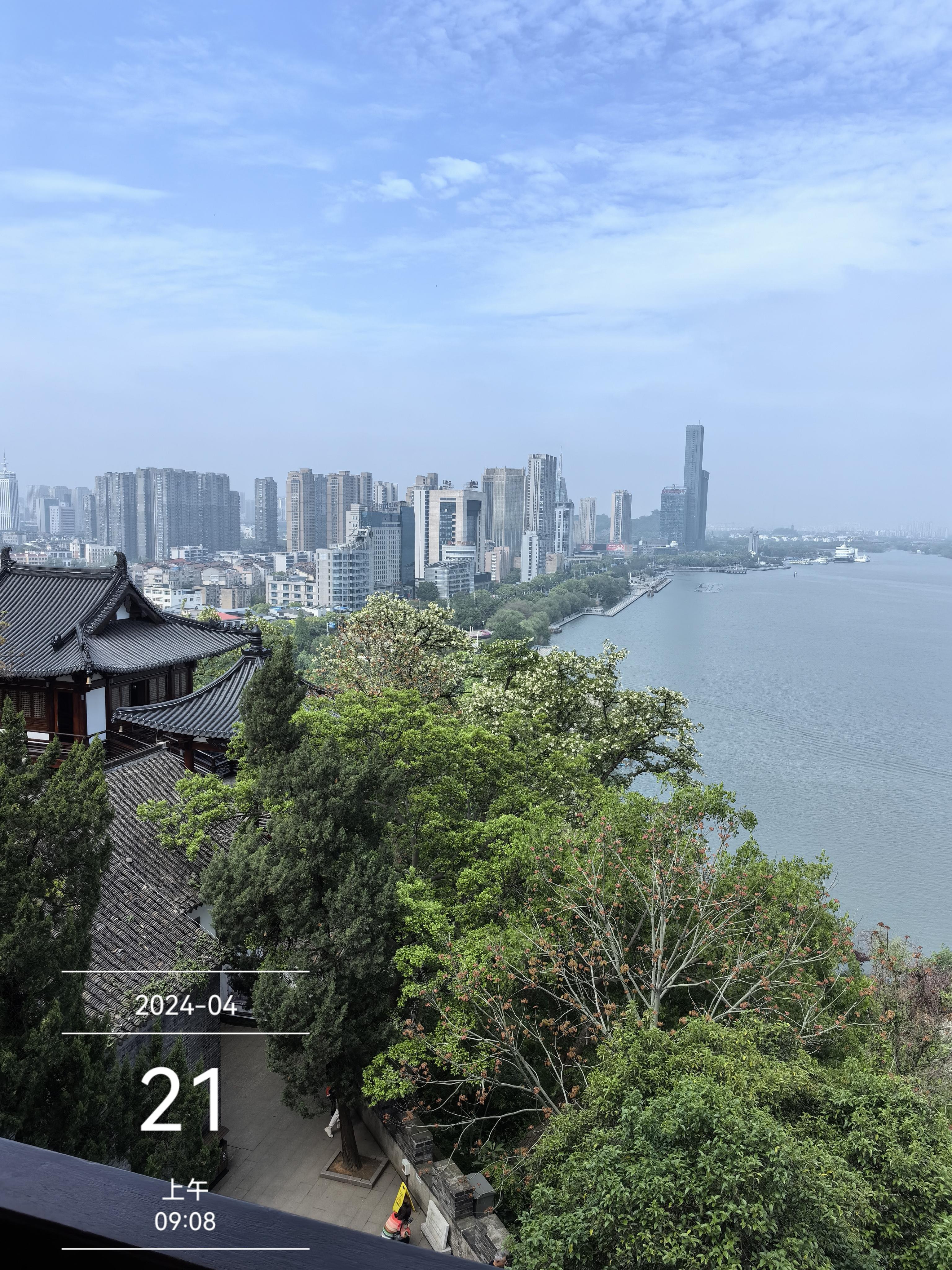 慧衍居士 的想法: 《卜算子·登北固楼有感》 | 《卜算子·登北固楼有