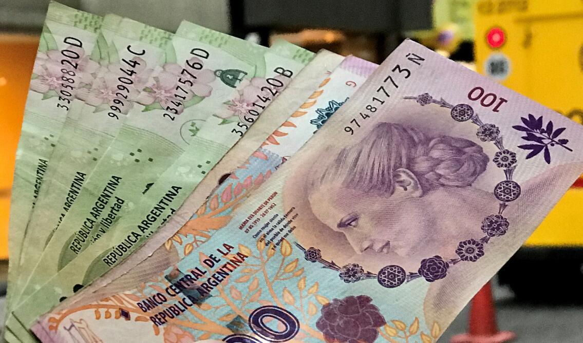 jswto 的想法: 孤注一掷重振经济,阿根廷主动贬值比索 | 阿根廷星期二