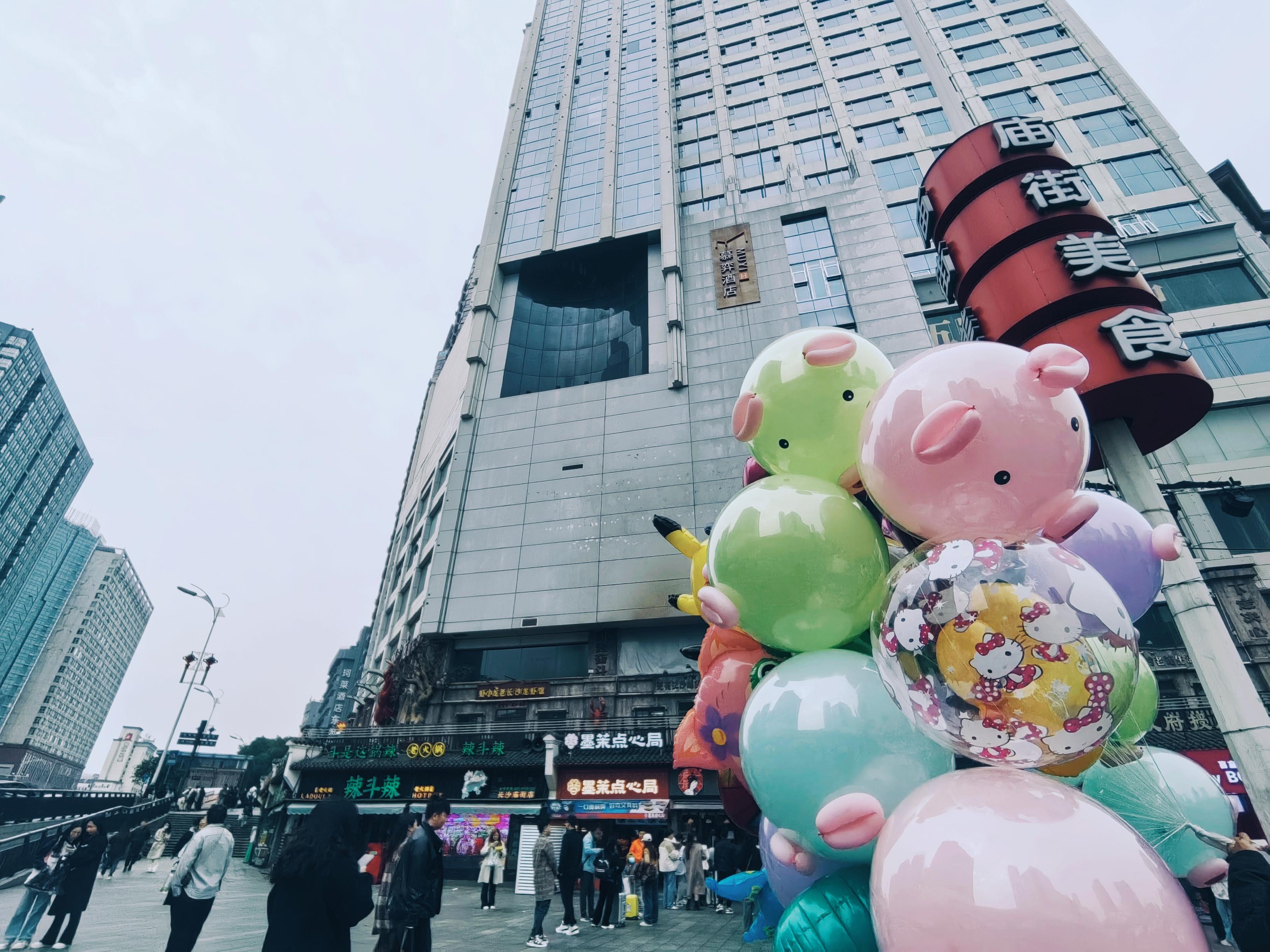 一半人 的想法: 长沙五一广场 | 99所在城市:长沙 br>90city walk