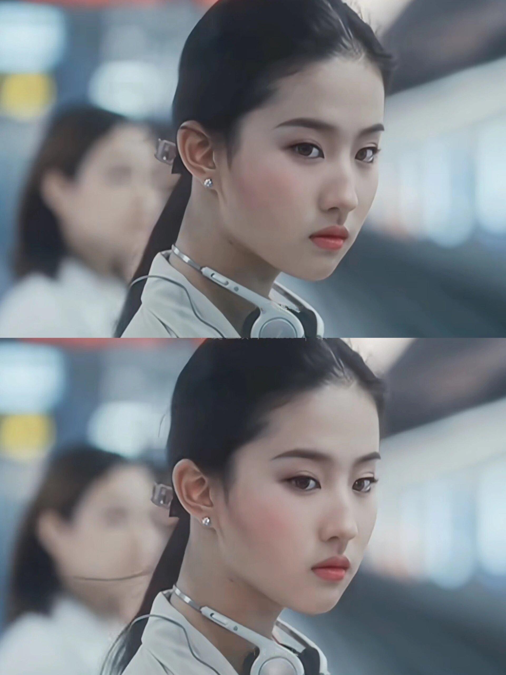 这居然是刘亦菲? br>这到底是多少岁的刘亦菲啊?我一整个迷糊住了!