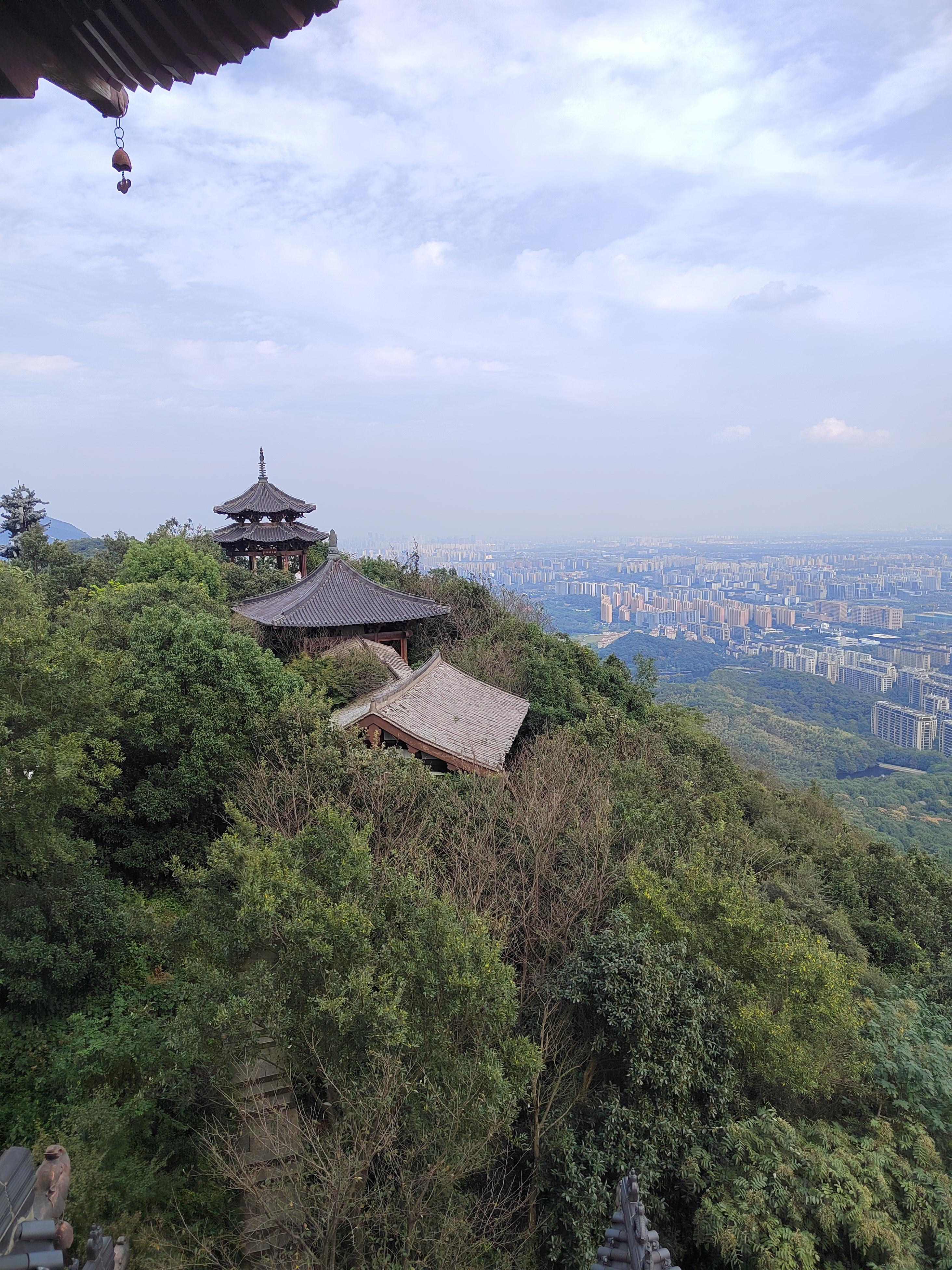 龙行天下 的想法: 杭州半山山顶风景 | #总要看看山顶的风景 - 知乎