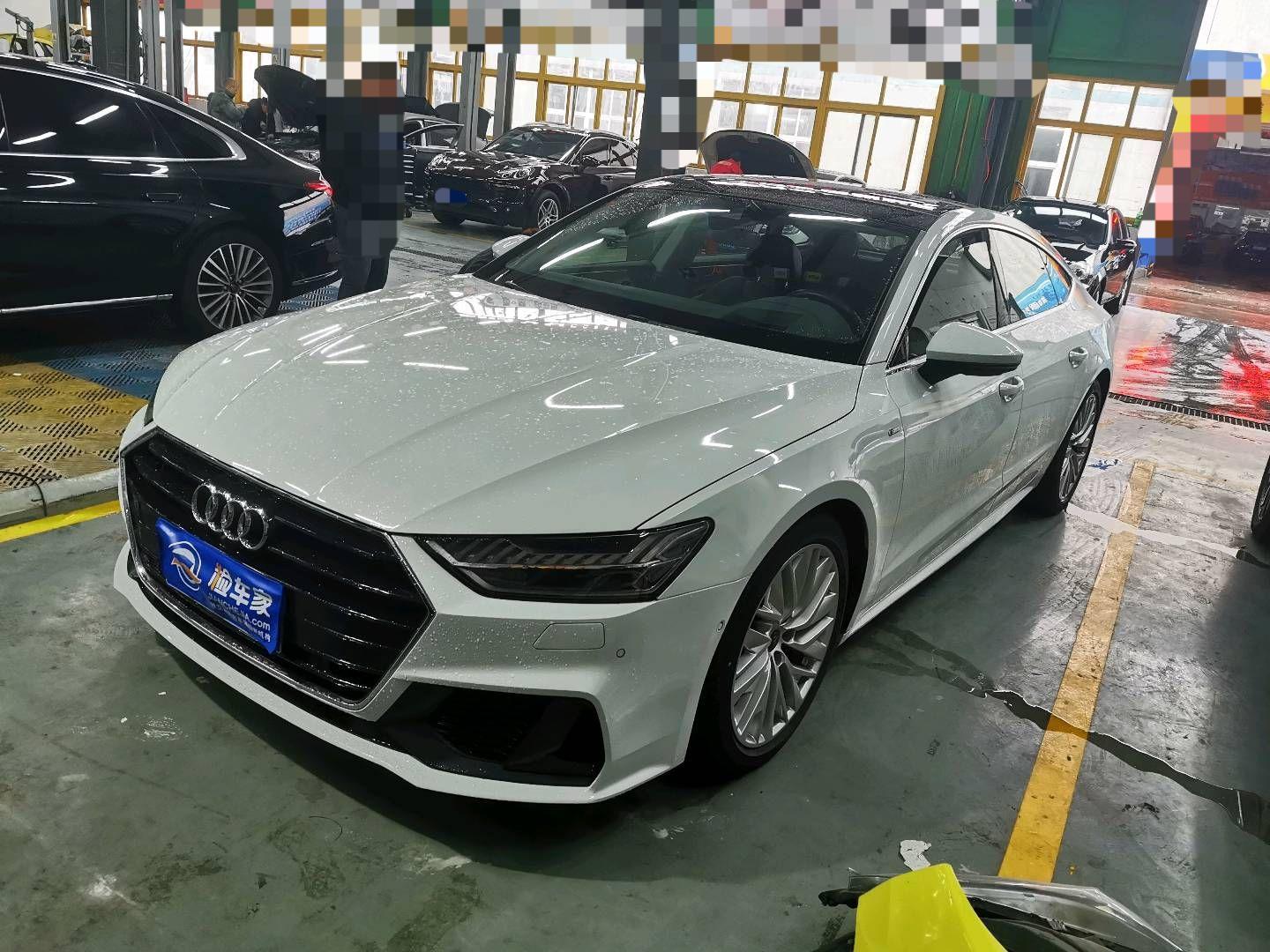 40万预算选全新国产奥迪a7l还是开了三年的进口a7二手车