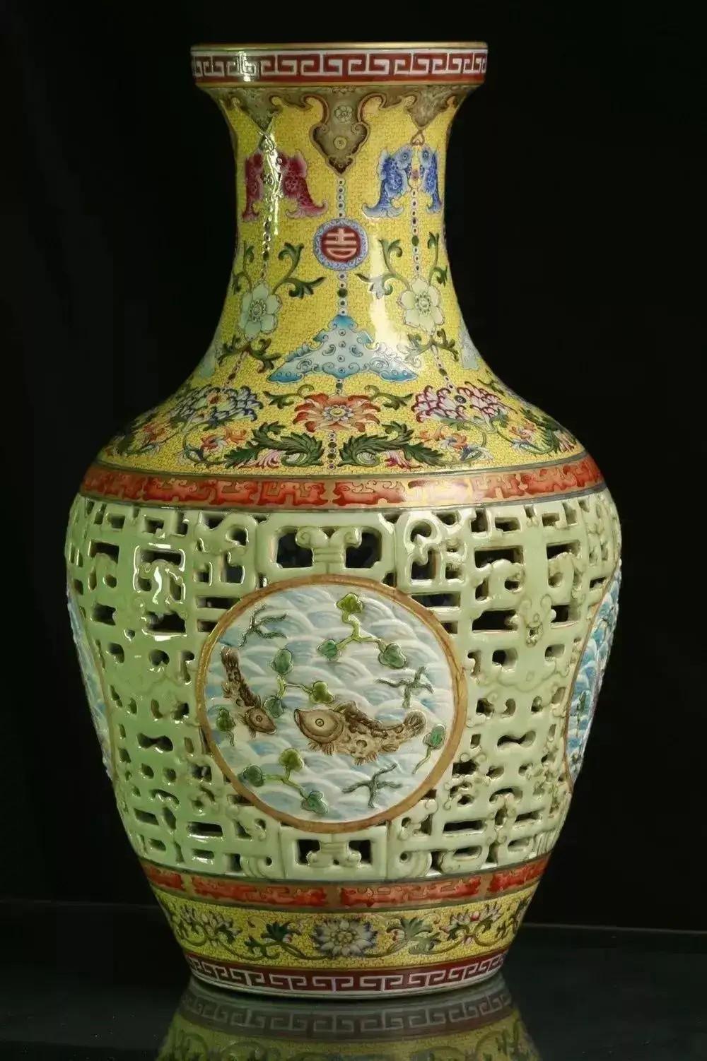 中国六大最贵瓷器排行一元青花萧何月下追韩信梅瓶71亿元人民币像这样