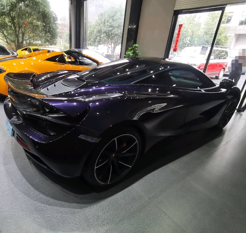 今天在深圳帮一位粉丝大哥检测了一辆非常酷炫超跑2019款迈凯伦720s这