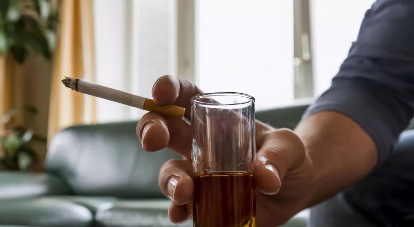 福德辰 的想法: 吸烟喝酒生理和身体会产生依赖性吗